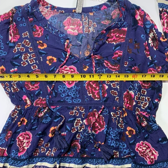 American Rag Floral Peplum Blouse M NWT Indigo - Picture 5 of 6
